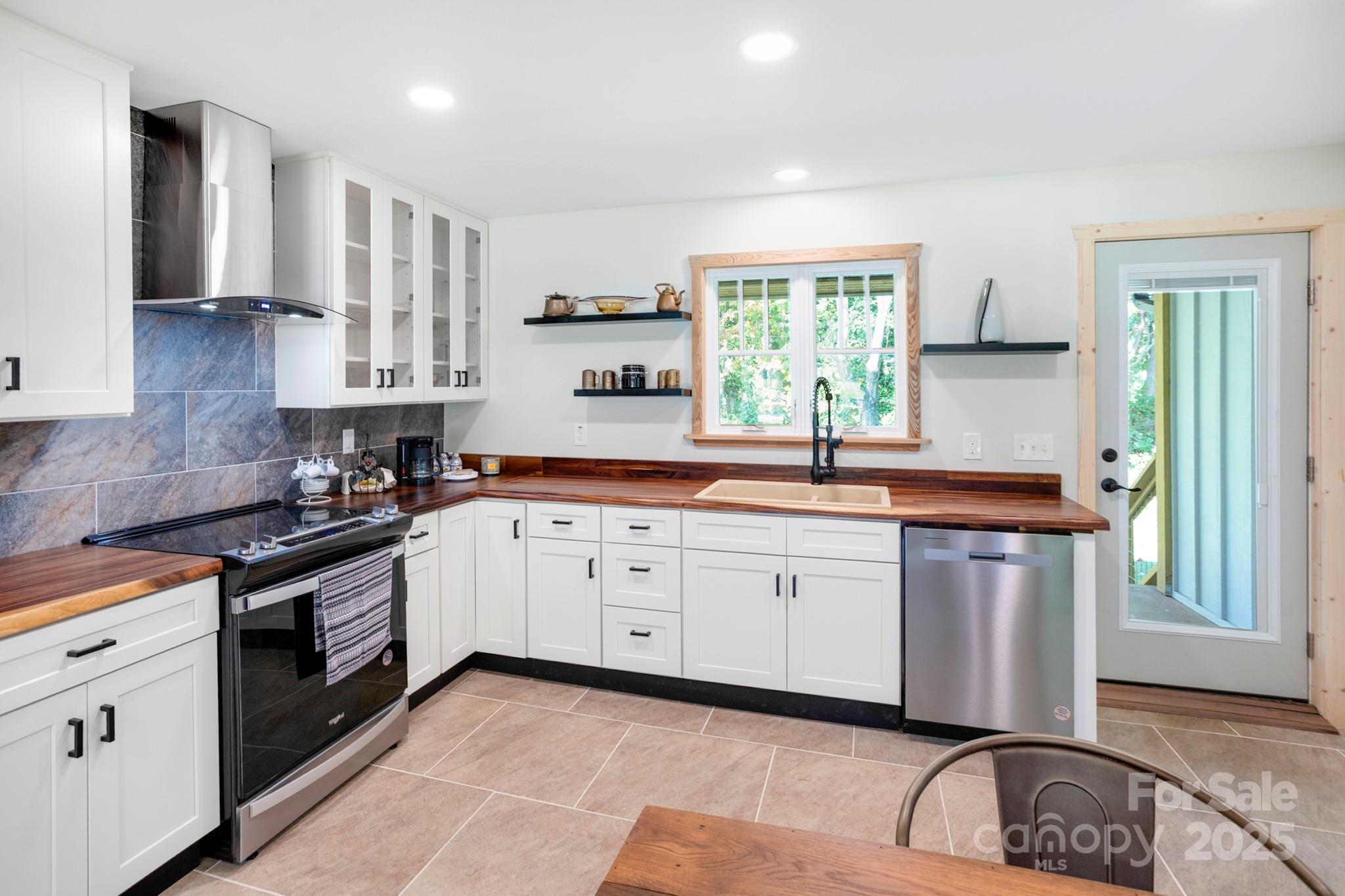 1808 Allens Creek Road Waynesville NC 28786