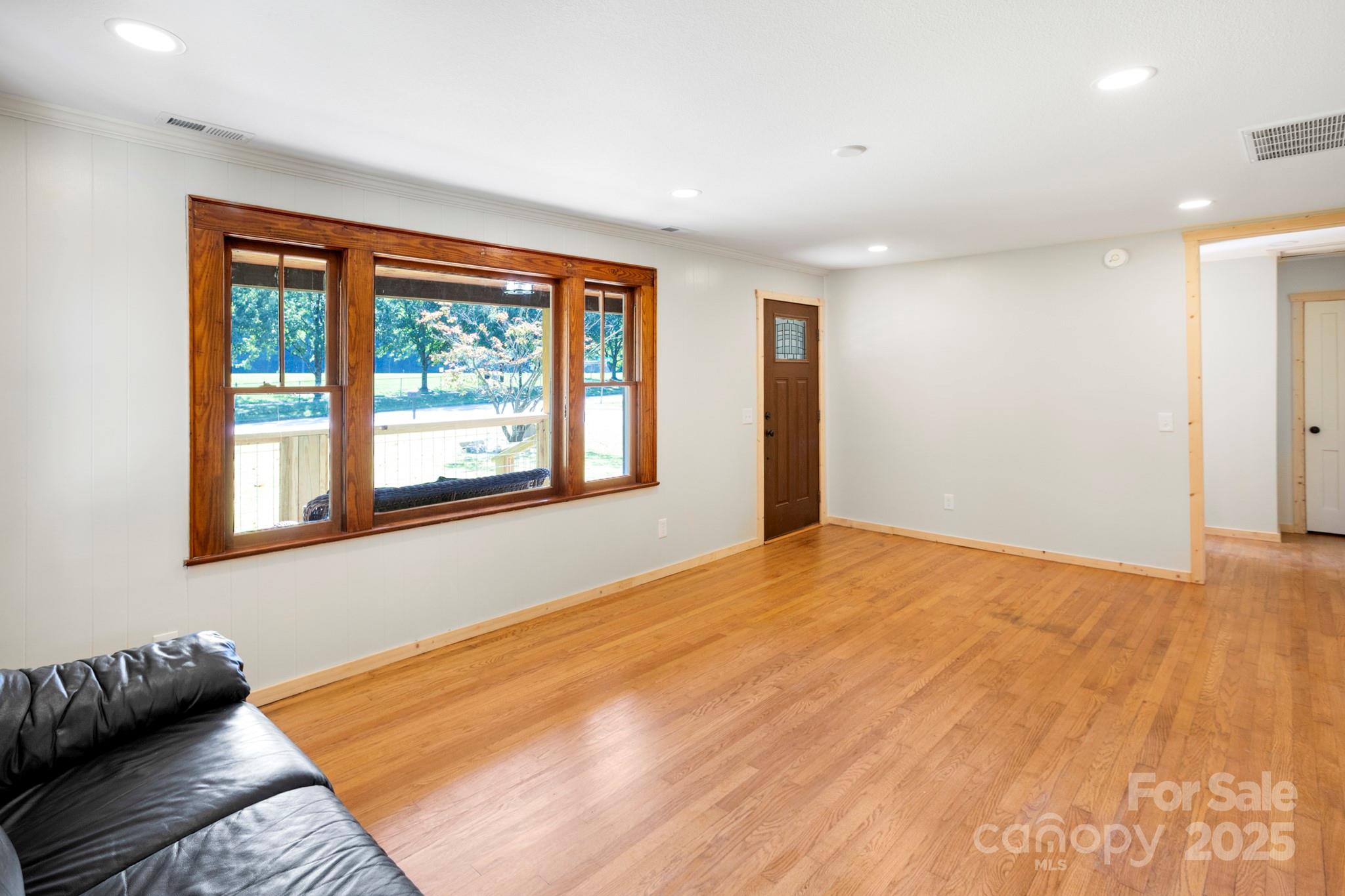 1808 Allens Creek Road Waynesville NC 28786