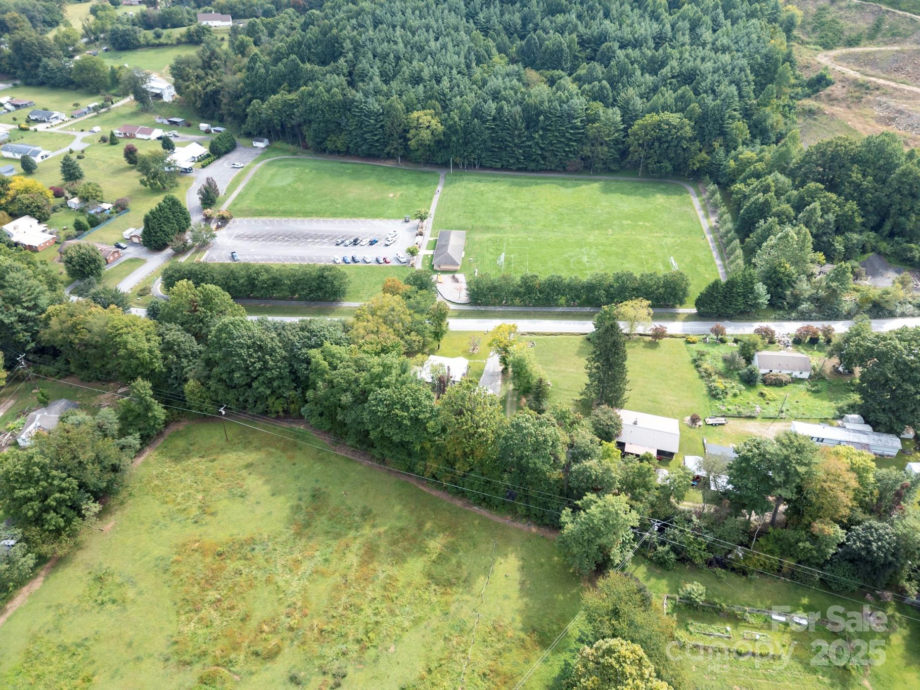 1808 Allens Creek Road Waynesville NC 28786