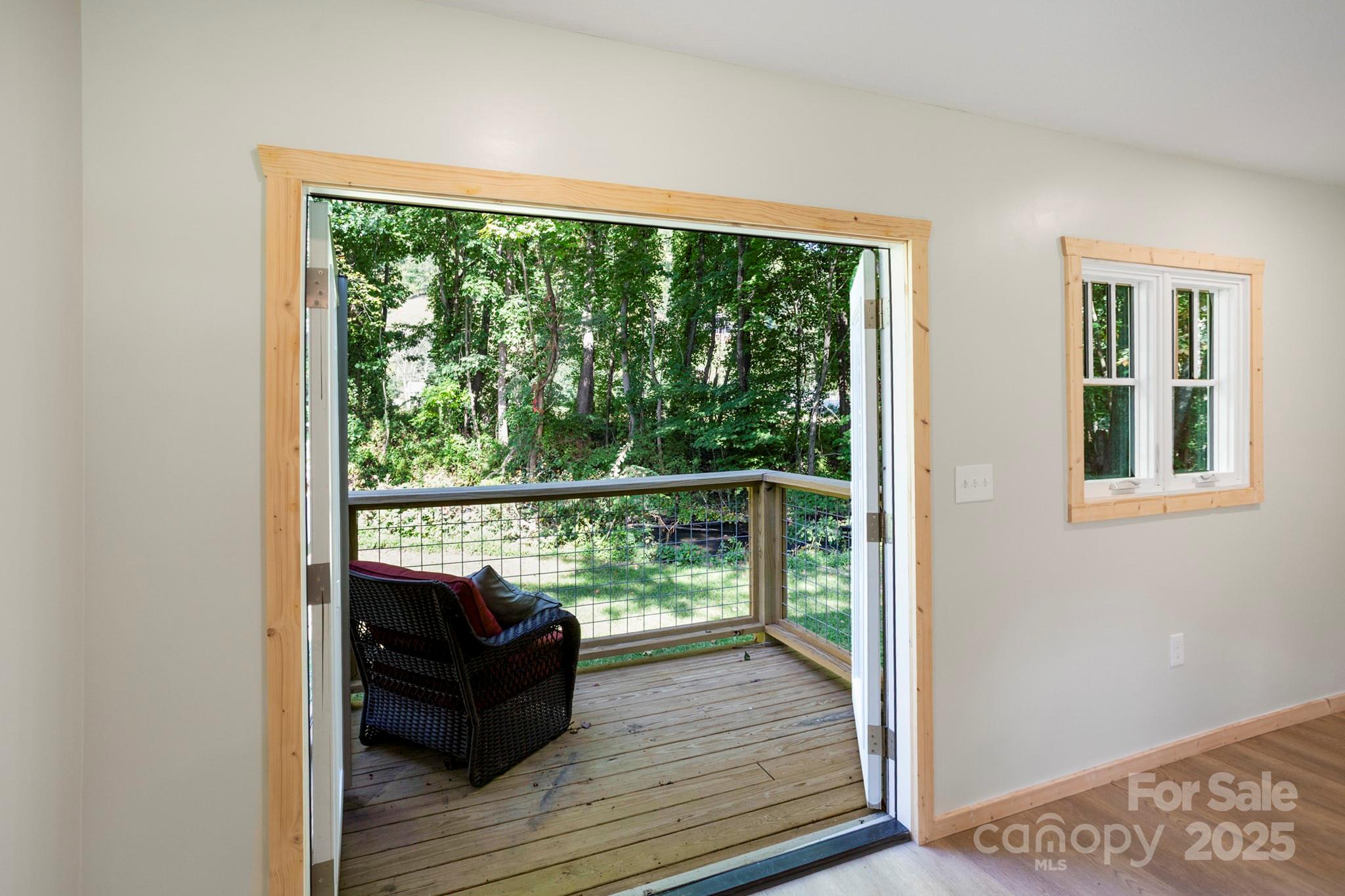 1808 Allens Creek Road Waynesville NC 28786