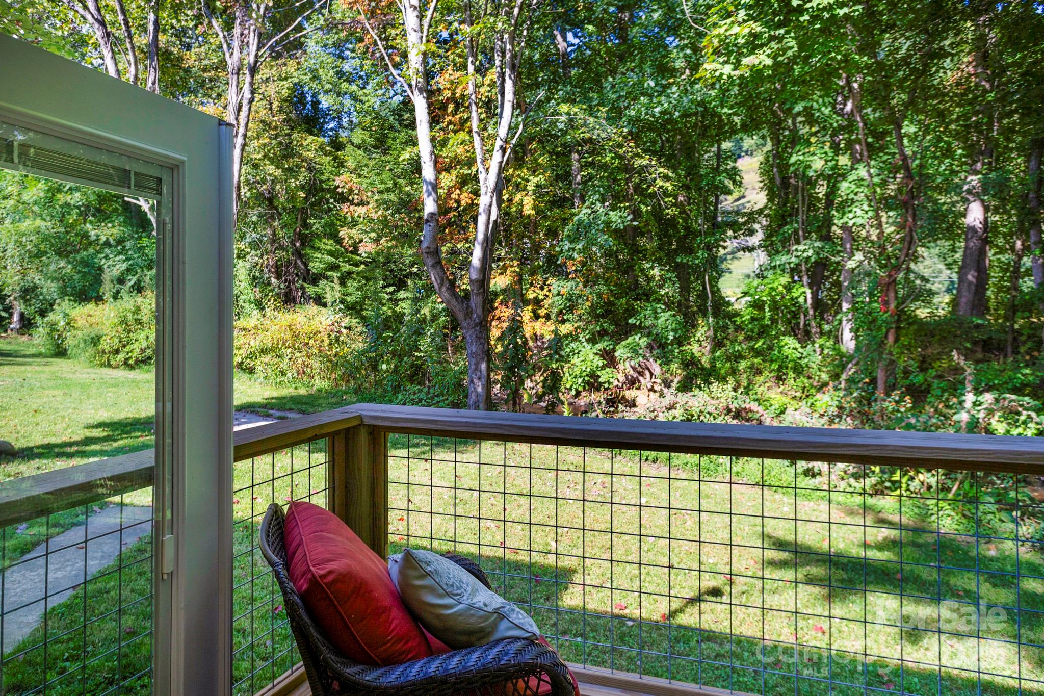 1808 Allens Creek Road Waynesville NC 28786