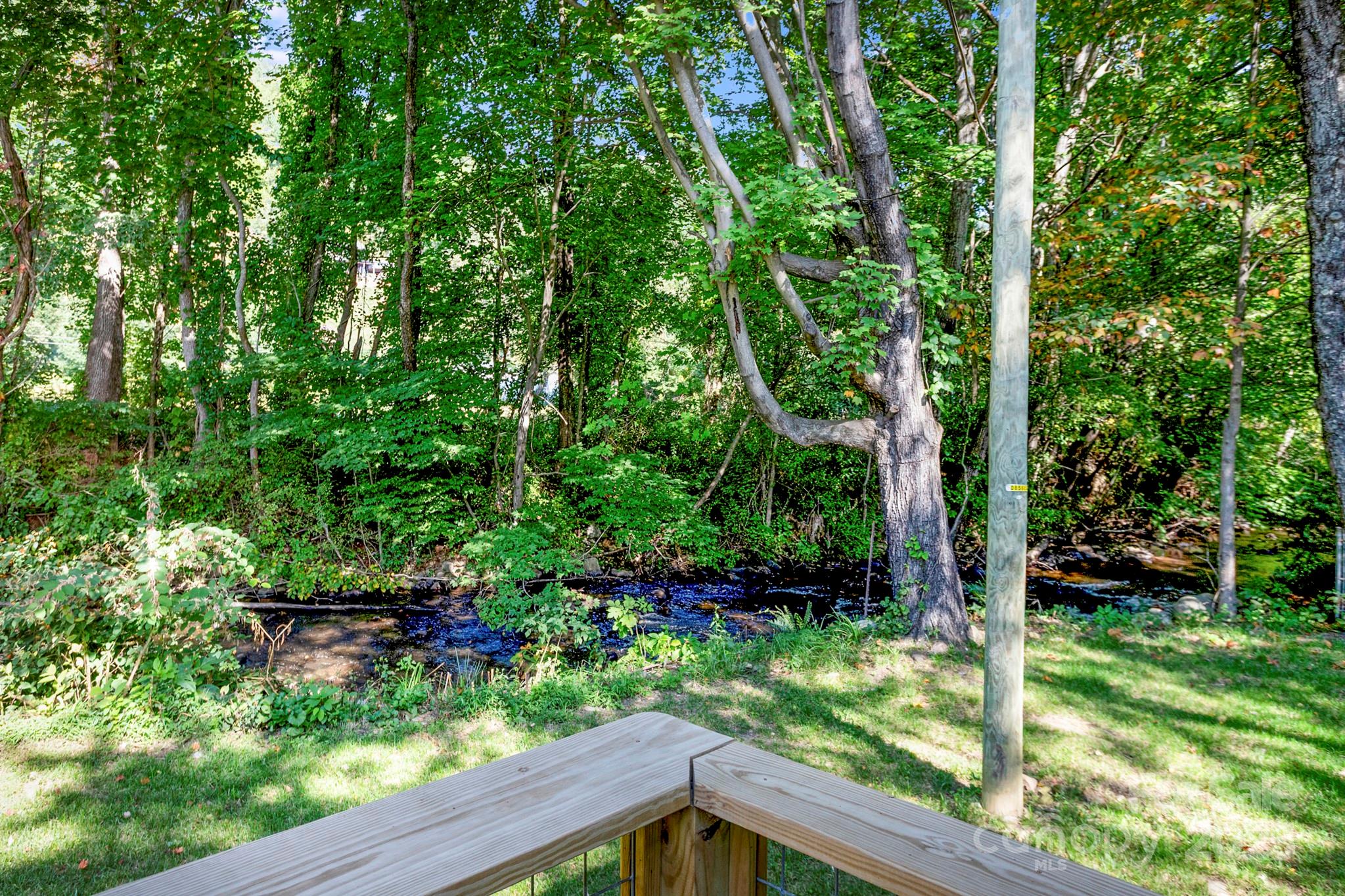 1808 Allens Creek Road Waynesville NC 28786