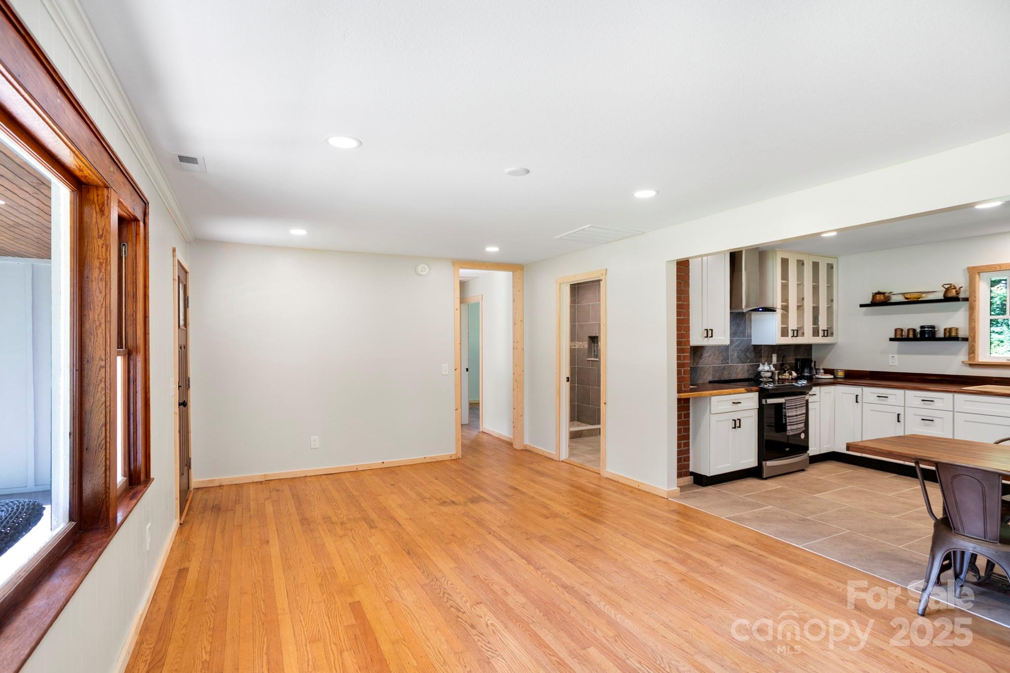 1808 Allens Creek Road Waynesville NC 28786