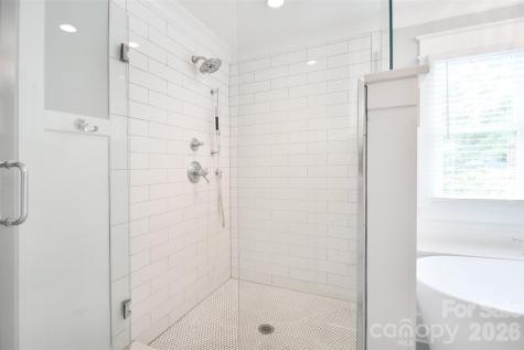 18616 Maplecroft Lake Lane Davidson NC 28036