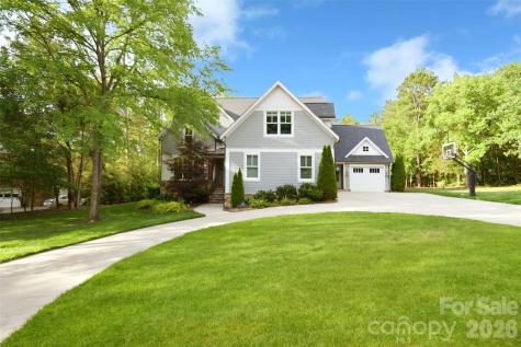 18616 Maplecroft Lake Lane Davidson NC 28036