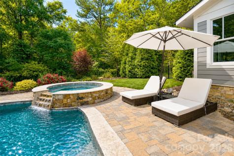 18616 Maplecroft Lake Lane Davidson NC 28036