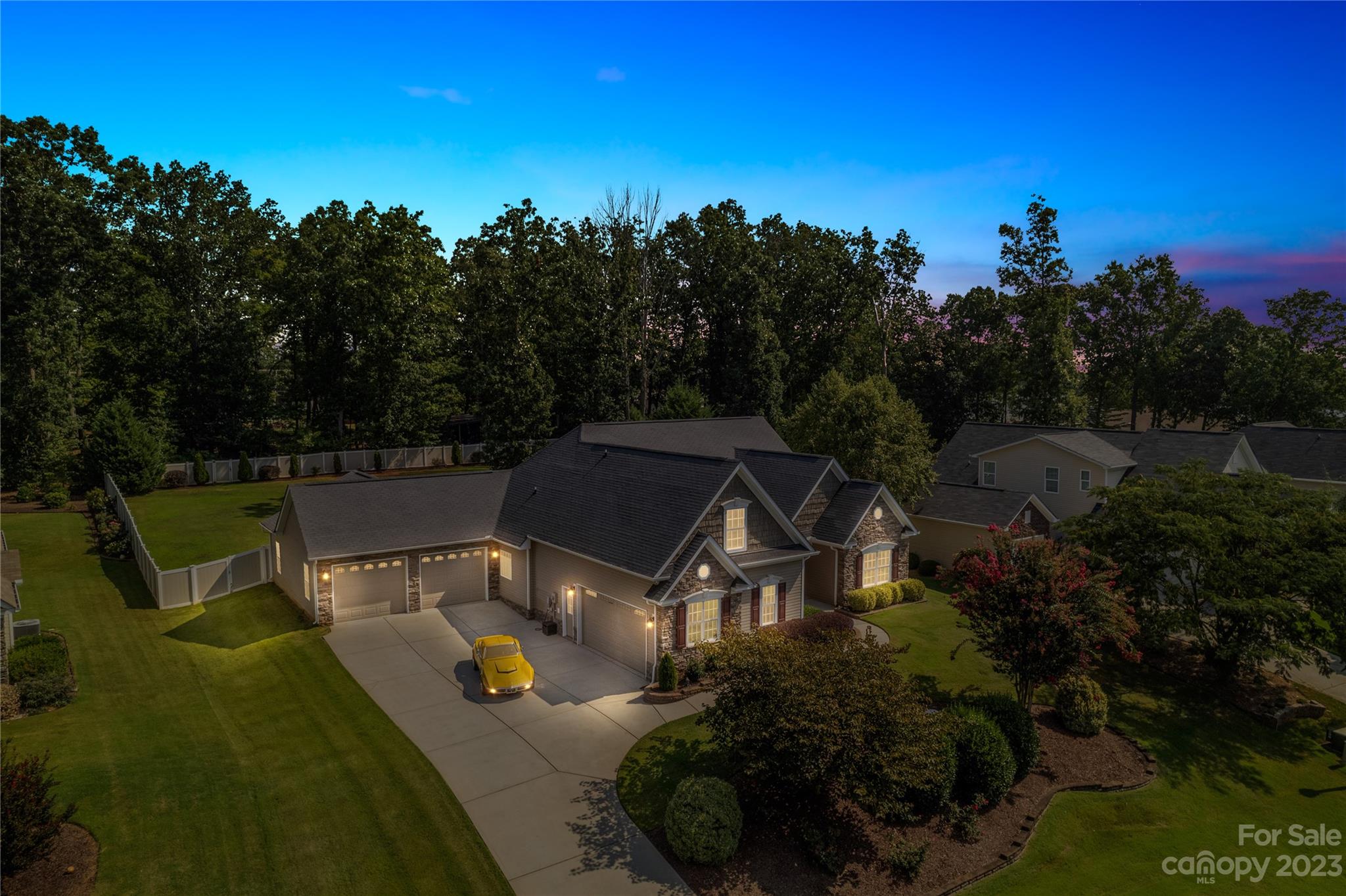 124 Hawks Landing Drive Troutman NC 28166