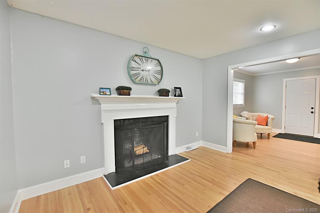2219 Collingdale Place Charlotte NC 28210