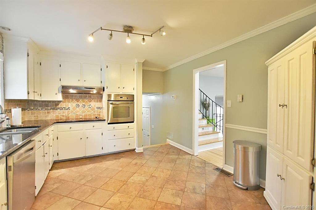 2219 Collingdale Place Charlotte NC 28210