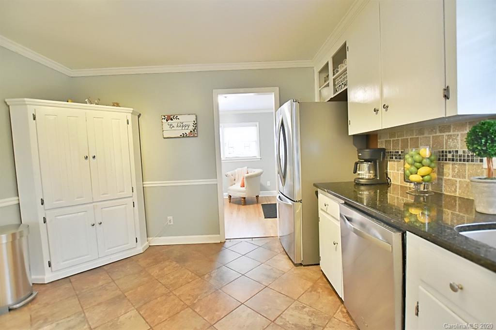 2219 Collingdale Place Charlotte NC 28210