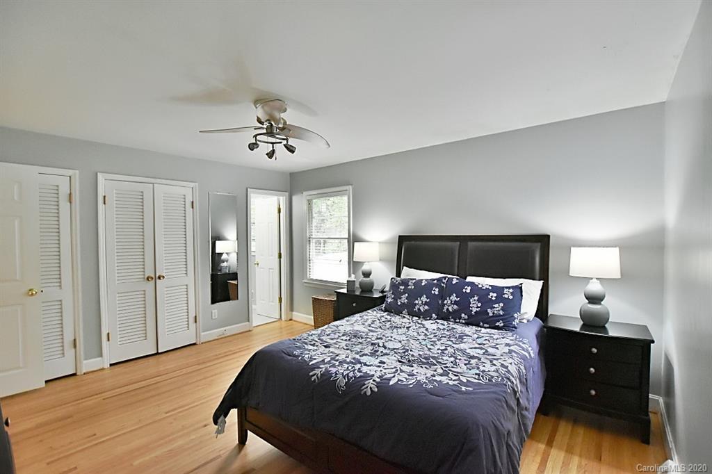 2219 Collingdale Place Charlotte NC 28210