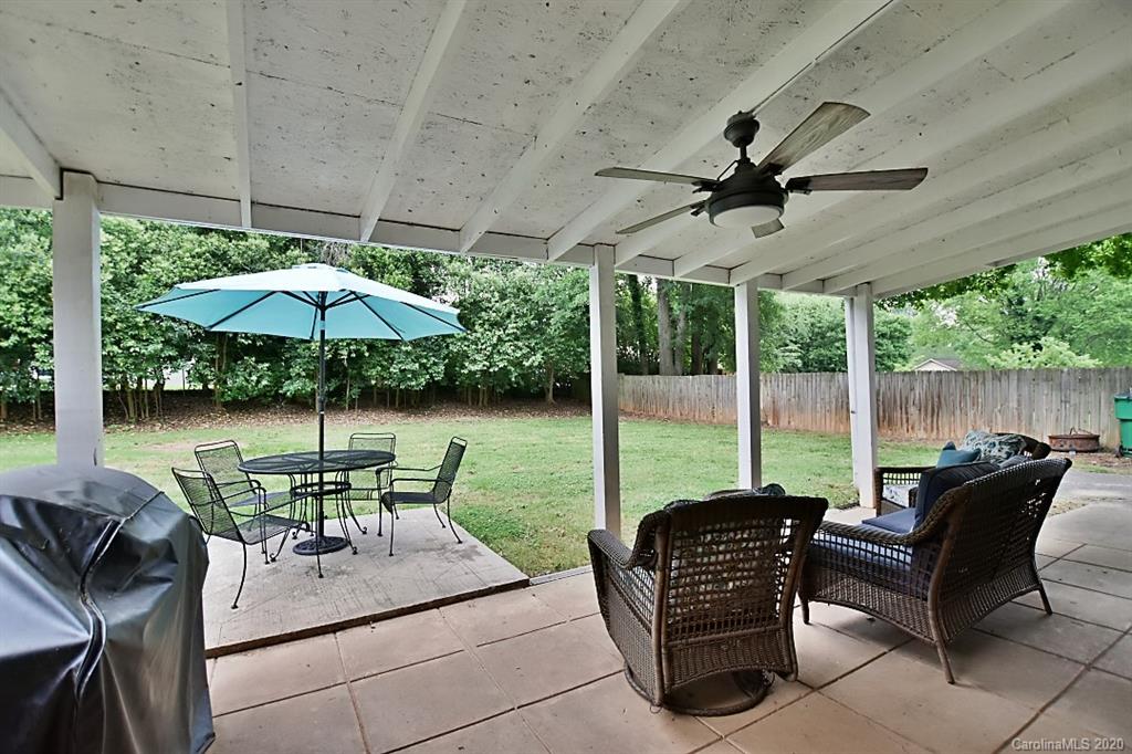2219 Collingdale Place Charlotte NC 28210
