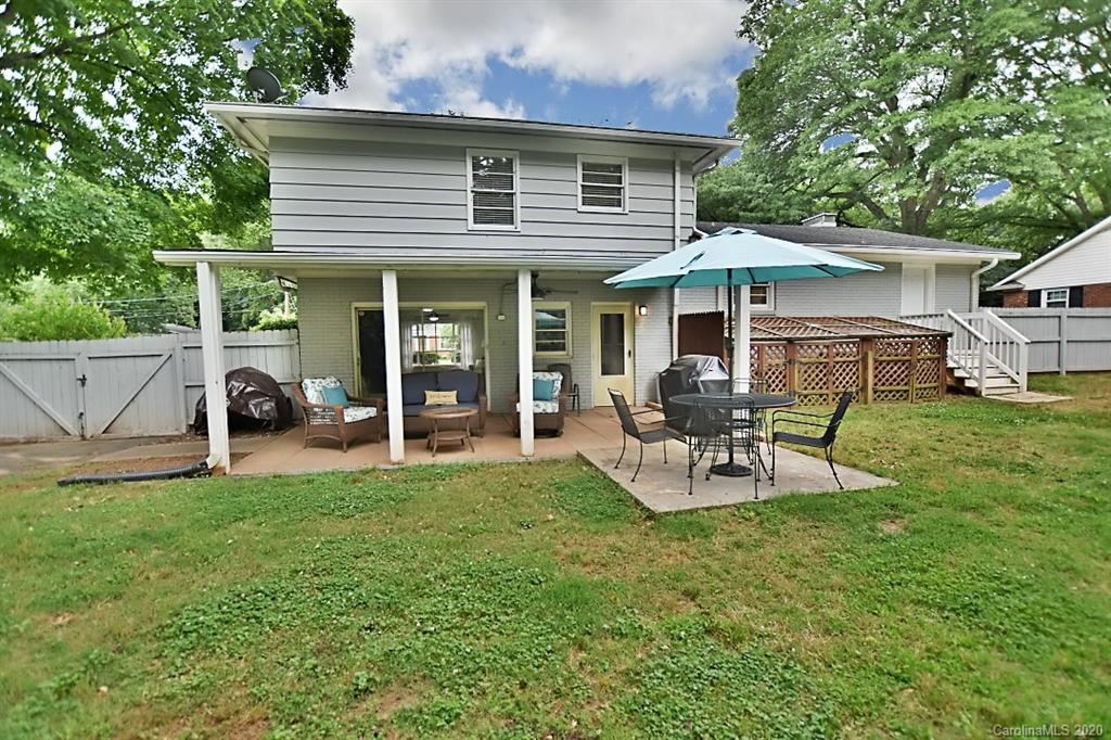 2219 Collingdale Place Charlotte NC 28210
