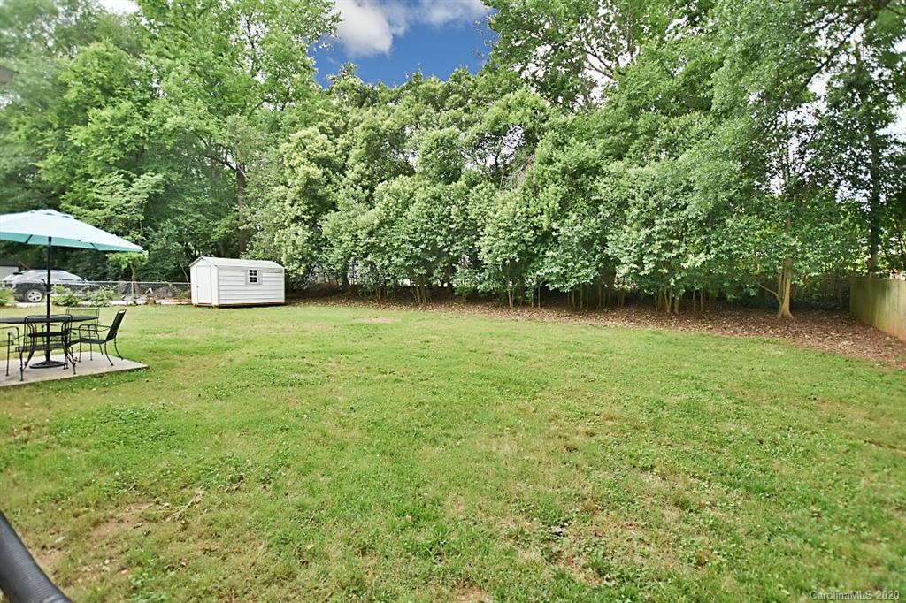 2219 Collingdale Place Charlotte NC 28210