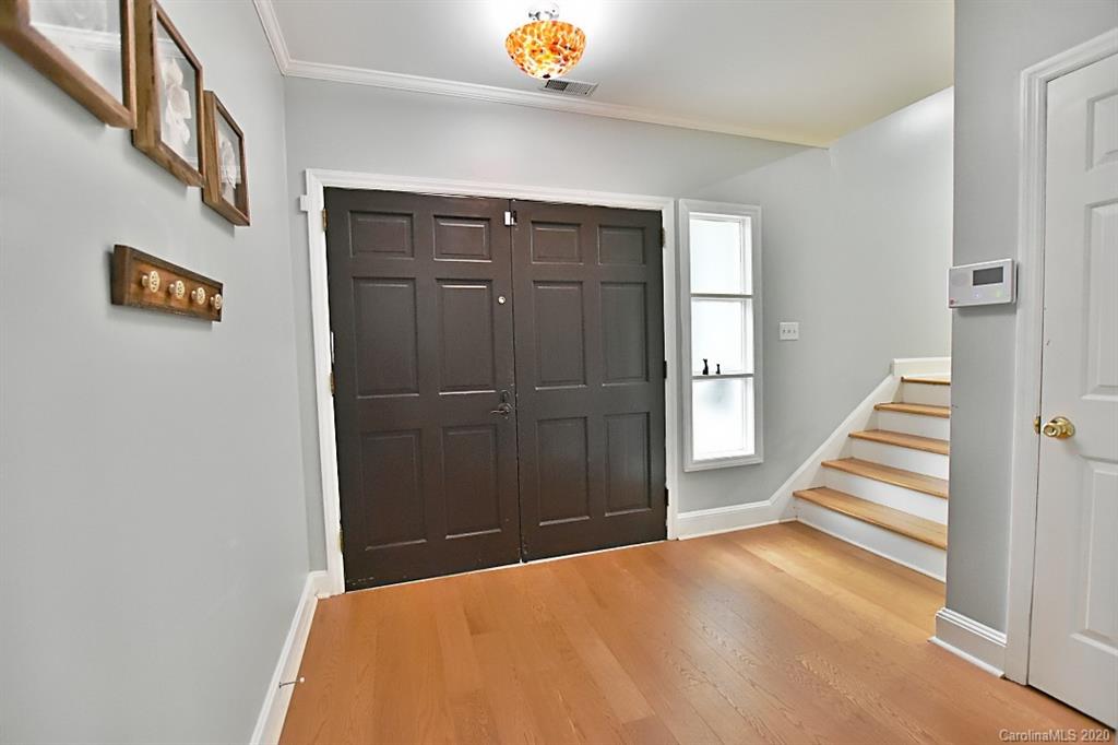 2219 Collingdale Place Charlotte NC 28210