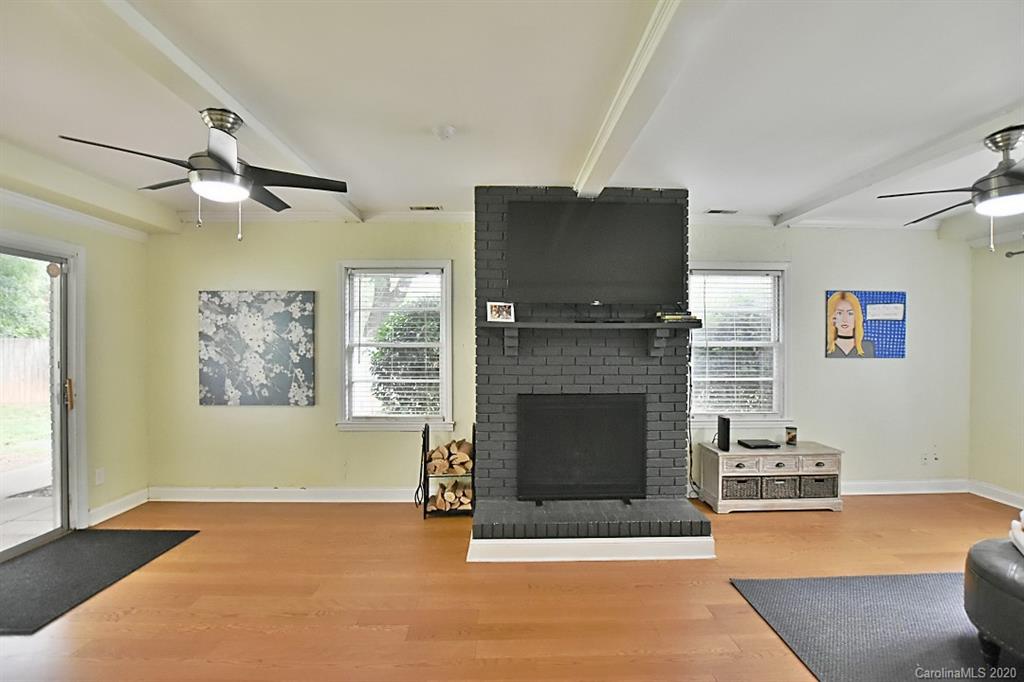 2219 Collingdale Place Charlotte NC 28210
