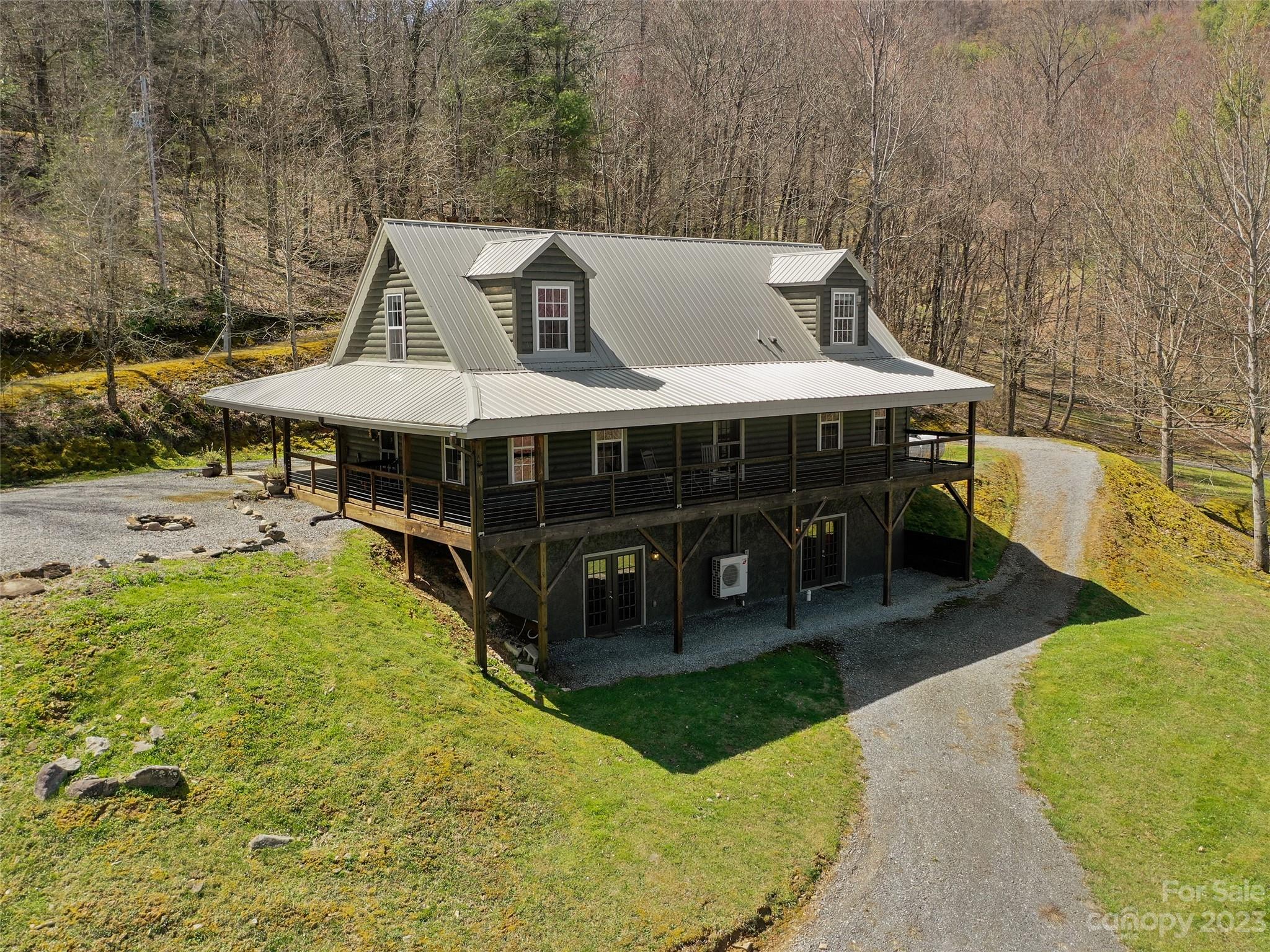 731 Love Carriage Loop Waynesville NC 28785