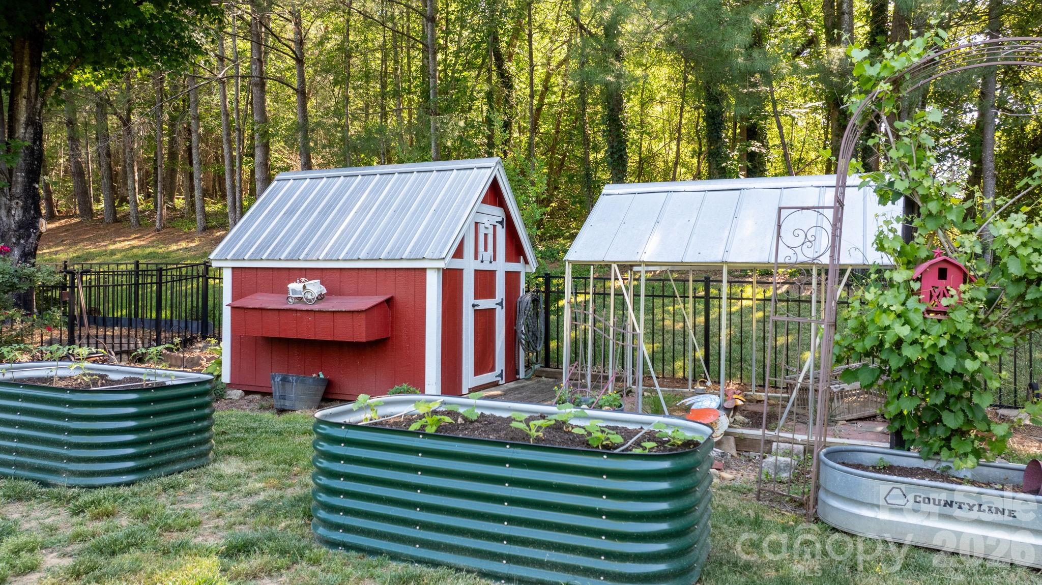 401 Redwood Court Lenoir NC 28645