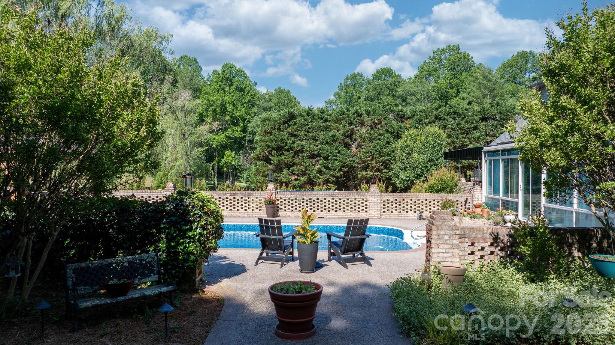 401 Redwood Court Lenoir NC 28645