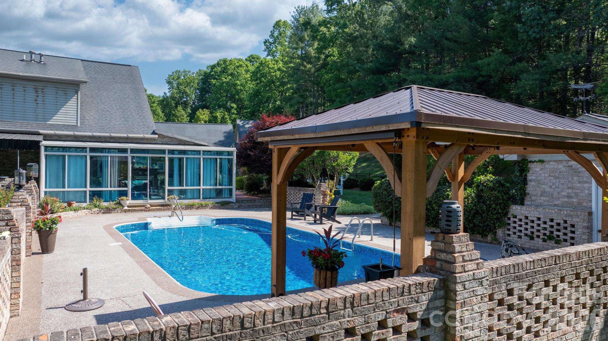 401 Redwood Court Lenoir NC 28645