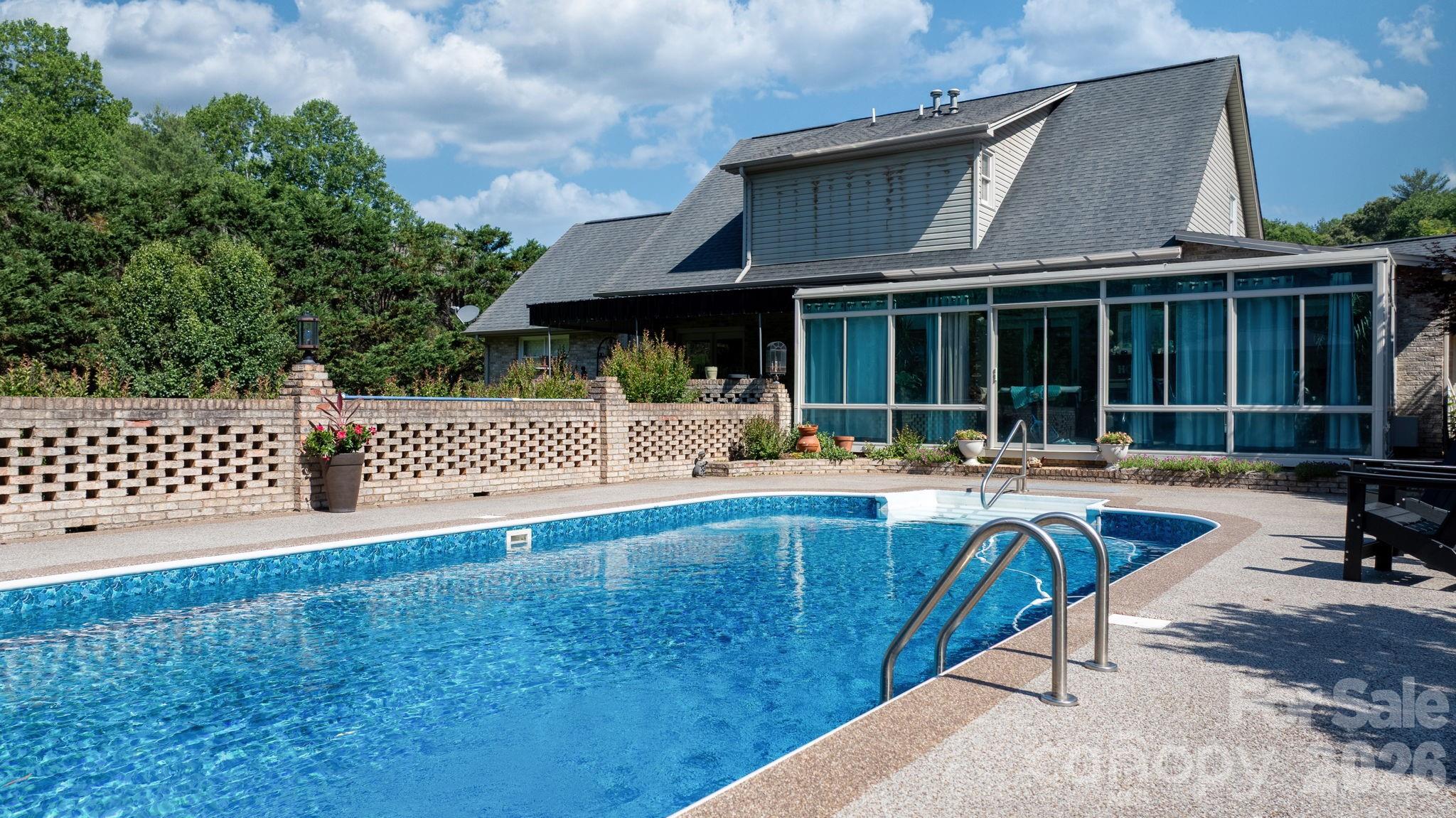 401 Redwood Court Lenoir NC 28645