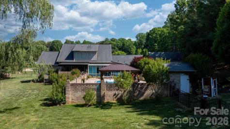 401 Redwood Court Lenoir NC 28645