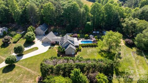 401 Redwood Court Lenoir NC 28645
