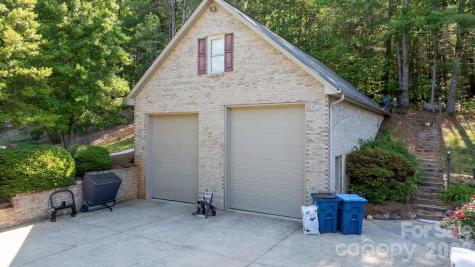 401 Redwood Court Lenoir NC 28645
