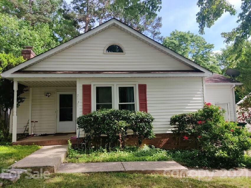 7131 Bluff Wood Cove Charlotte NC 28212