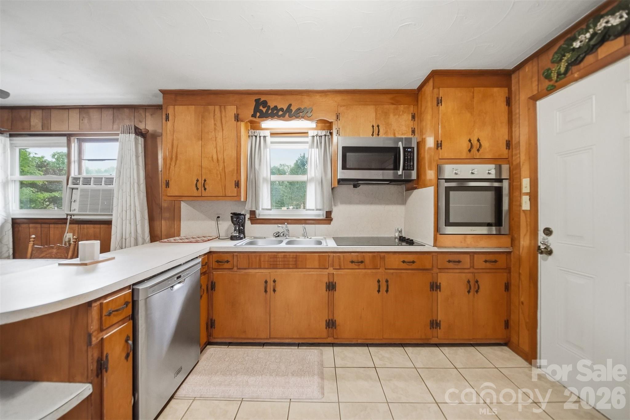 1329 33rd Street SE Conover NC 28613