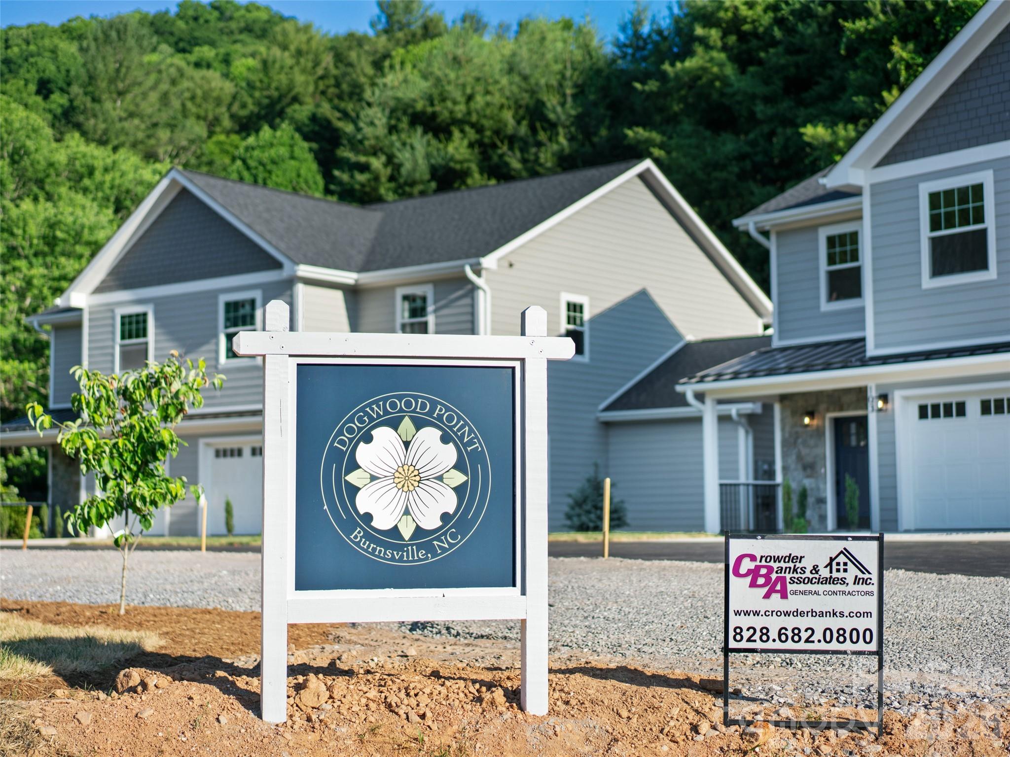100 Red Twig Lane Burnsville NC 28714