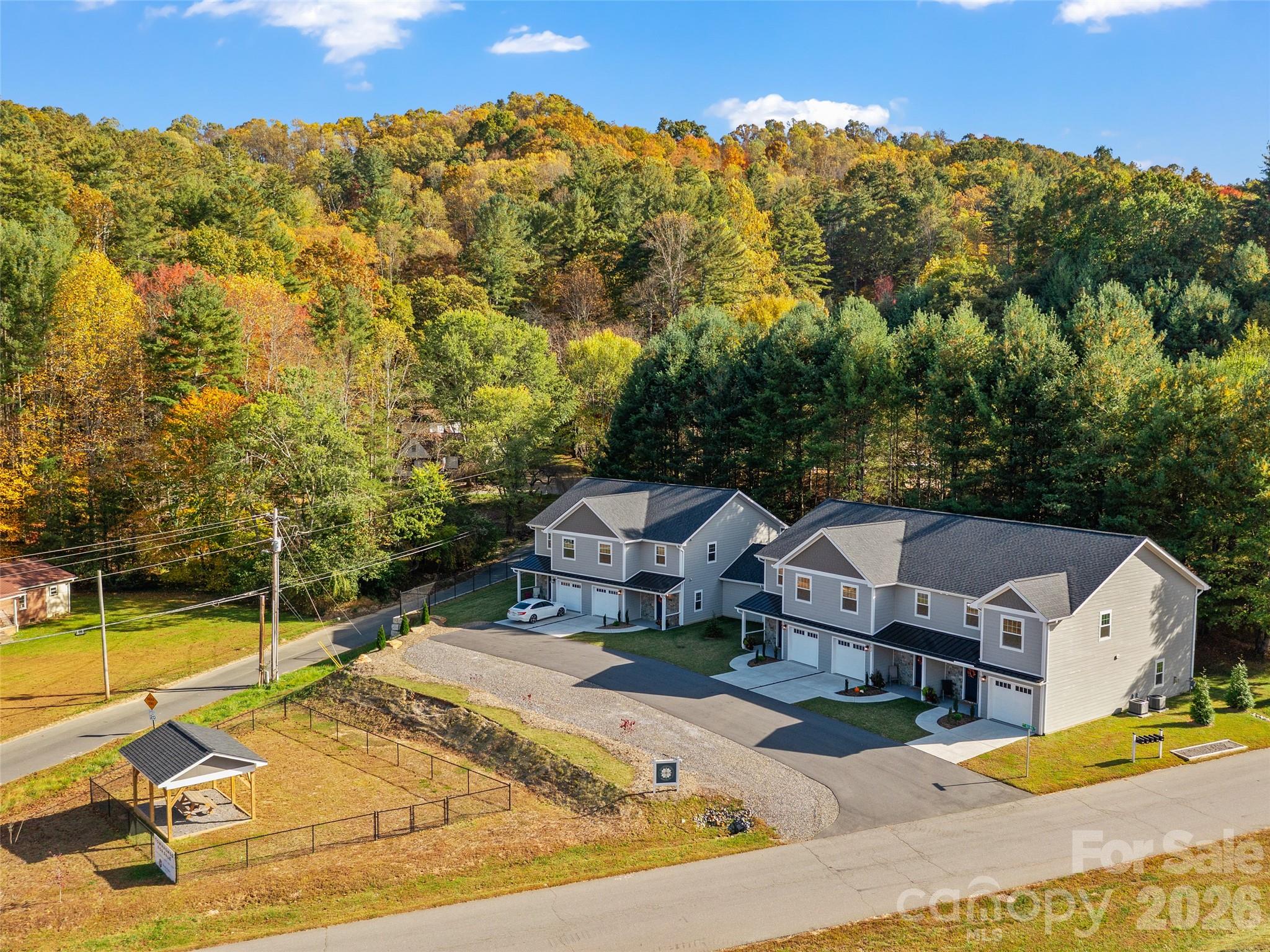 100 Red Twig Lane Burnsville NC 28714