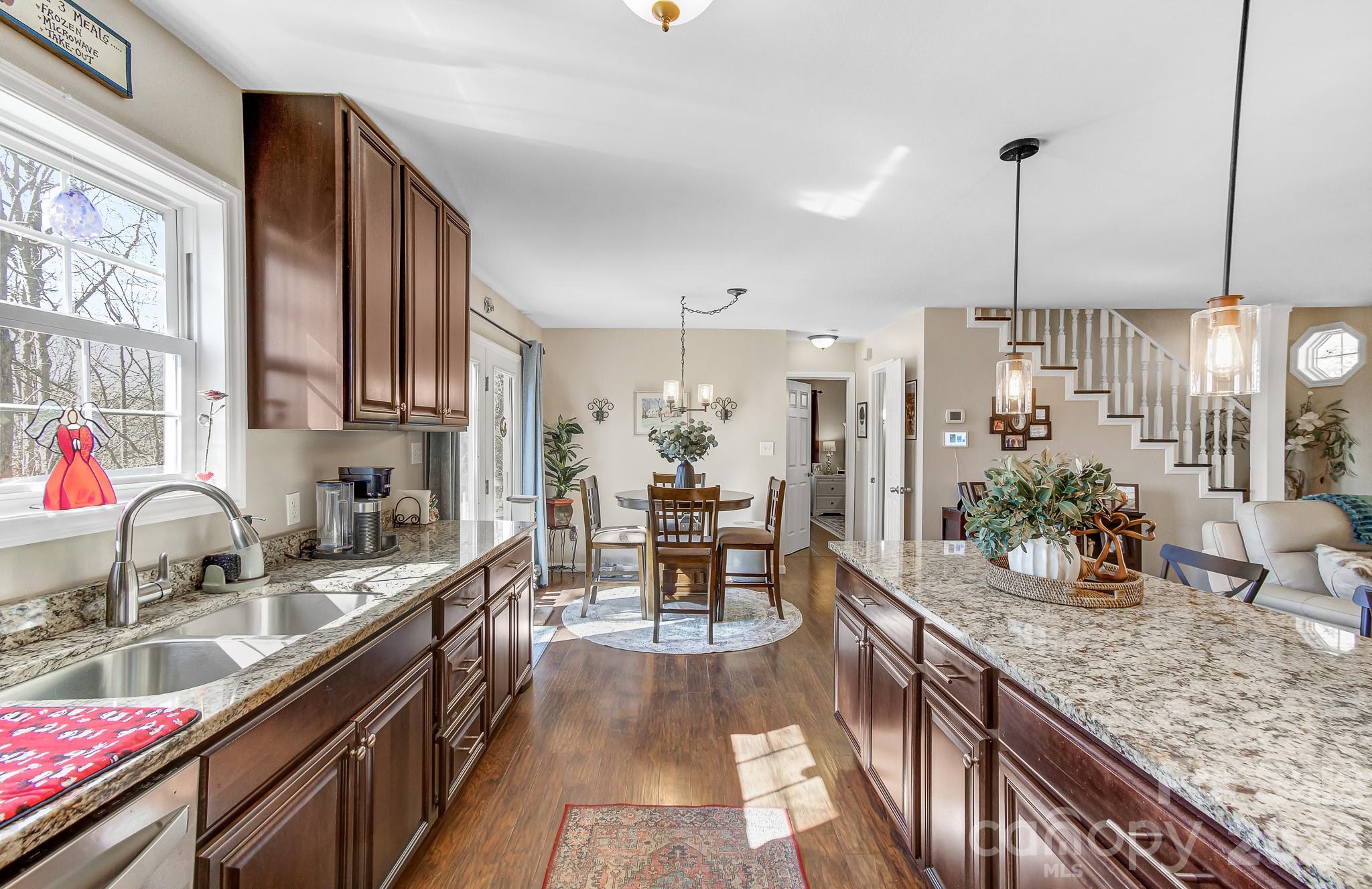 92 Willow Bend Hendersonville NC 28792