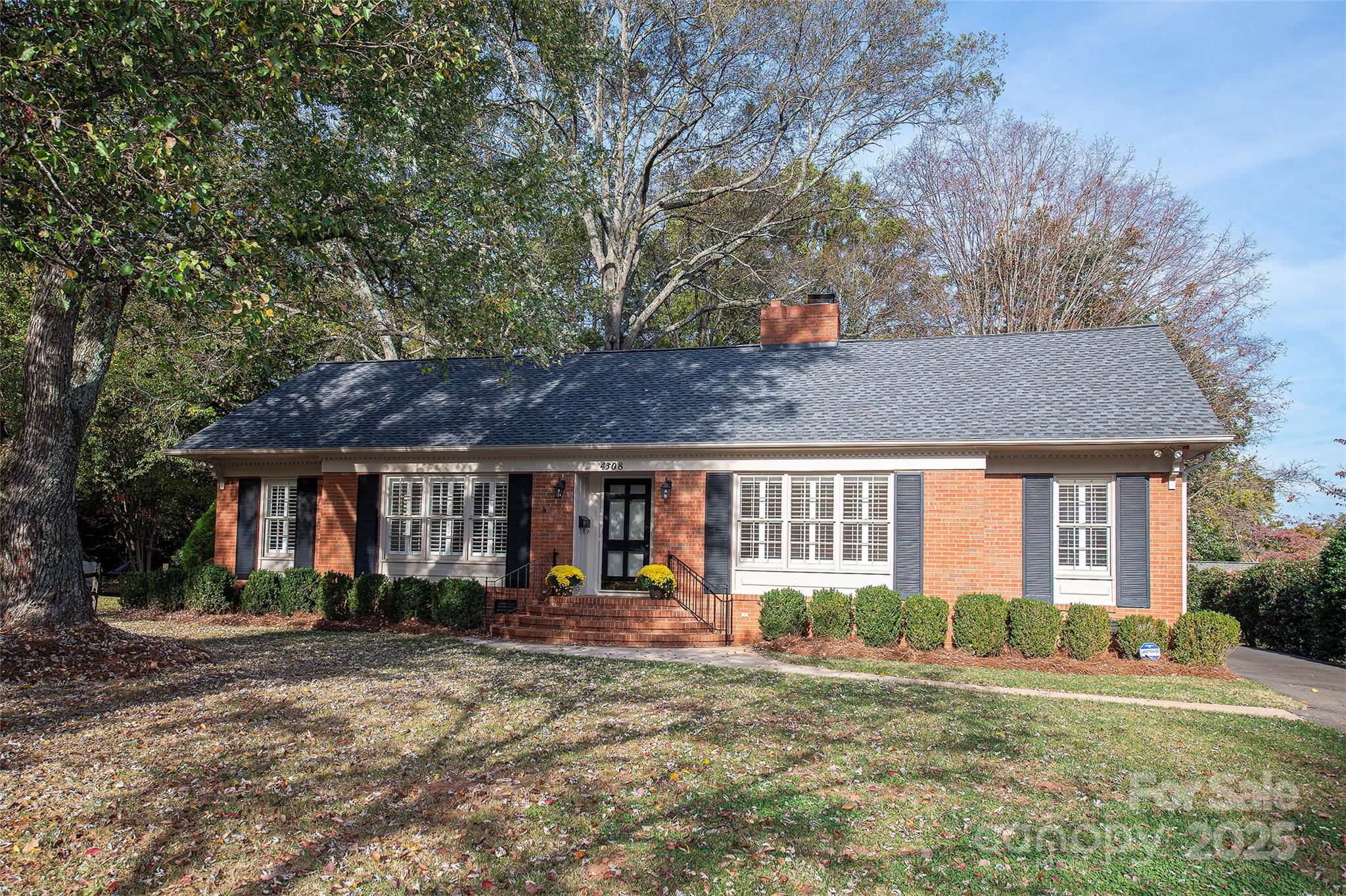 4308 Glenfall Avenue Charlotte NC 28210