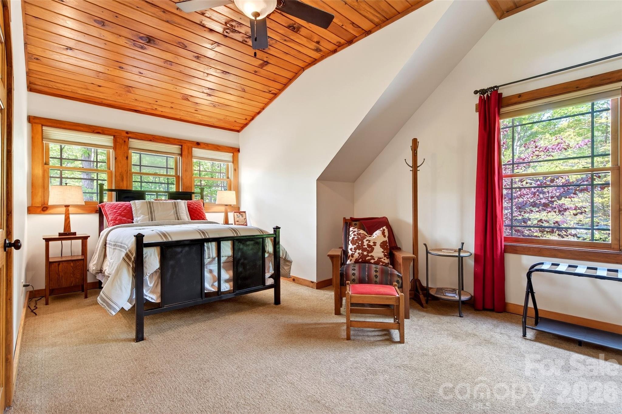 965 Grandview Peaks Drive Nebo NC 28761