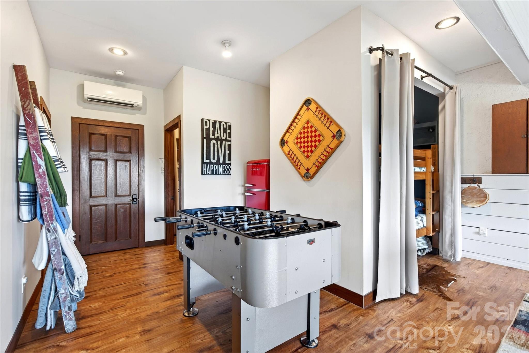 965 Grandview Peaks Drive Nebo NC 28761
