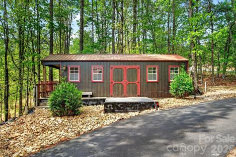 965 Grandview Peaks Drive Nebo NC 28761