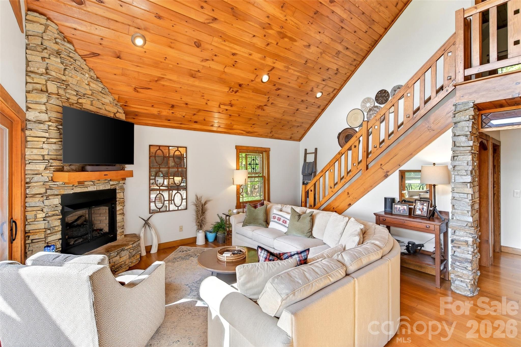 965 Grandview Peaks Drive Nebo NC 28761
