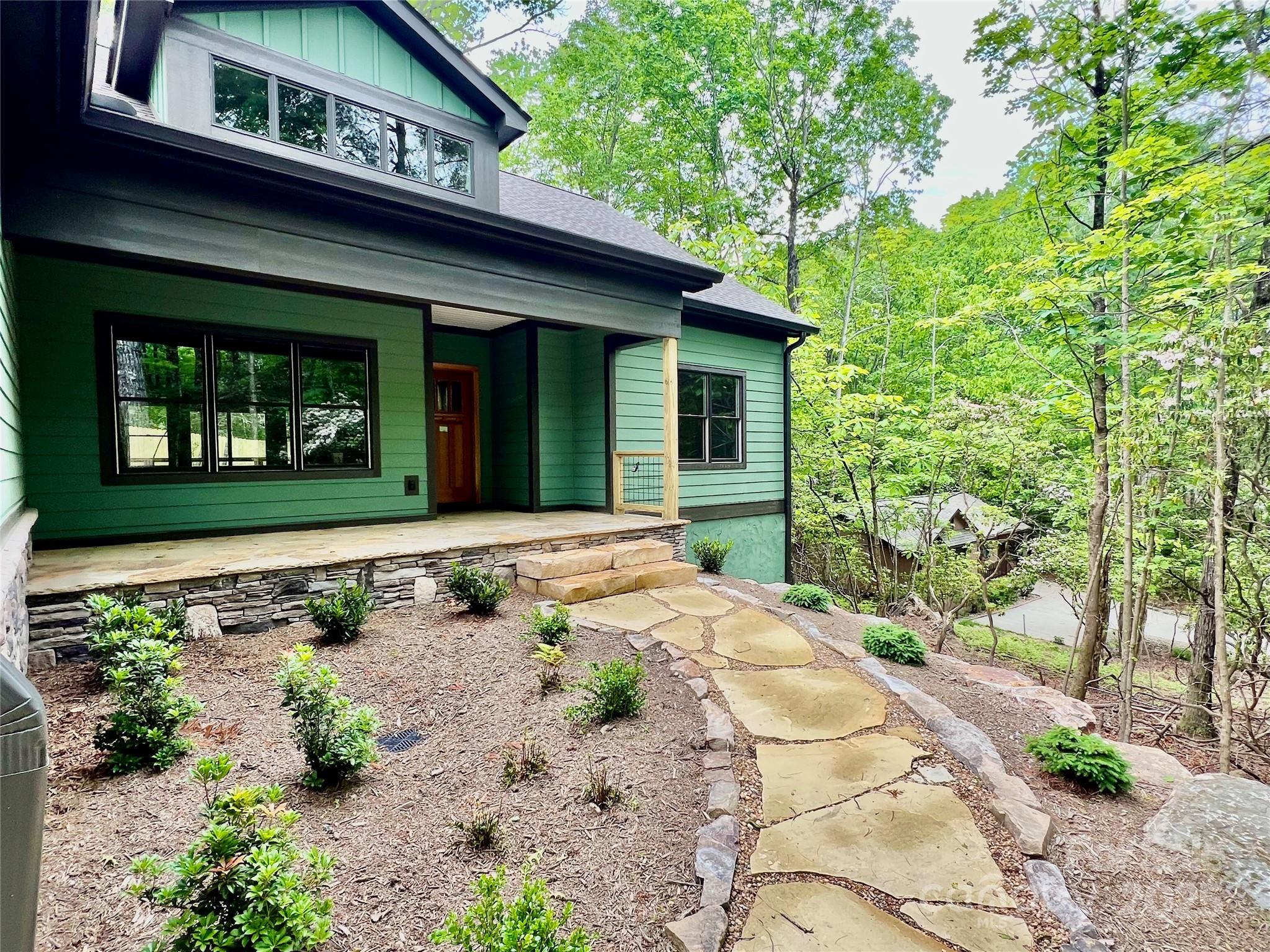 397 Soquili Drive Brevard NC 28712