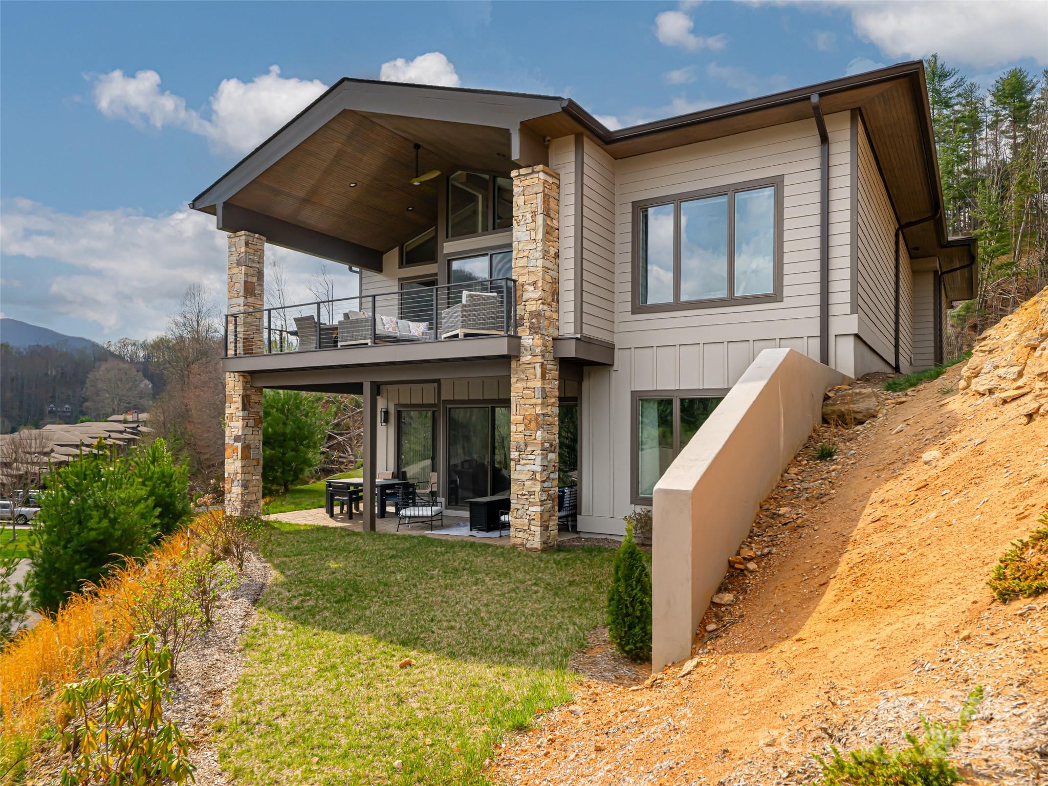 173 Southpoint Ridge Maggie Valley NC 28751