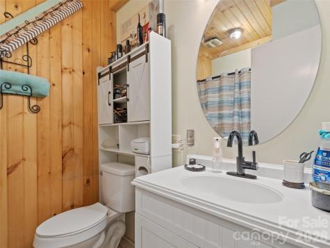 80 Ferguson Lane Bakersville NC 28705