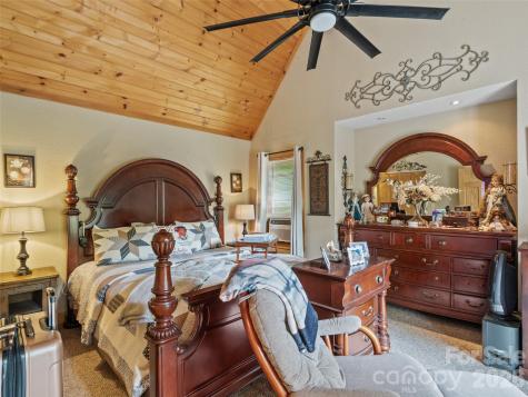 80 Ferguson Lane Bakersville NC 28705