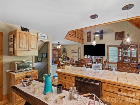80 Ferguson Lane Bakersville NC 28705