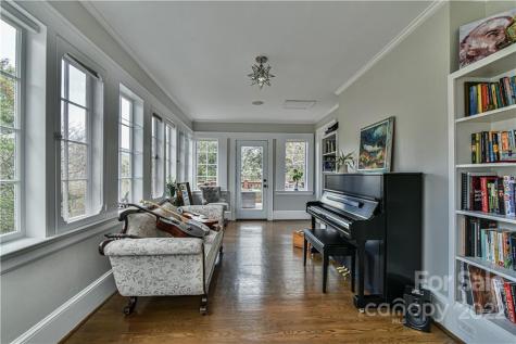 6 N Kensington Road Asheville NC 28804