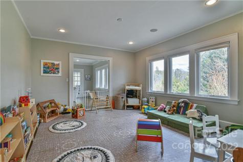 6 N Kensington Road Asheville NC 28804