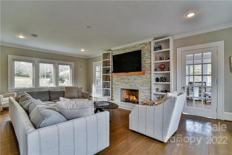 6 N Kensington Road Asheville NC 28804