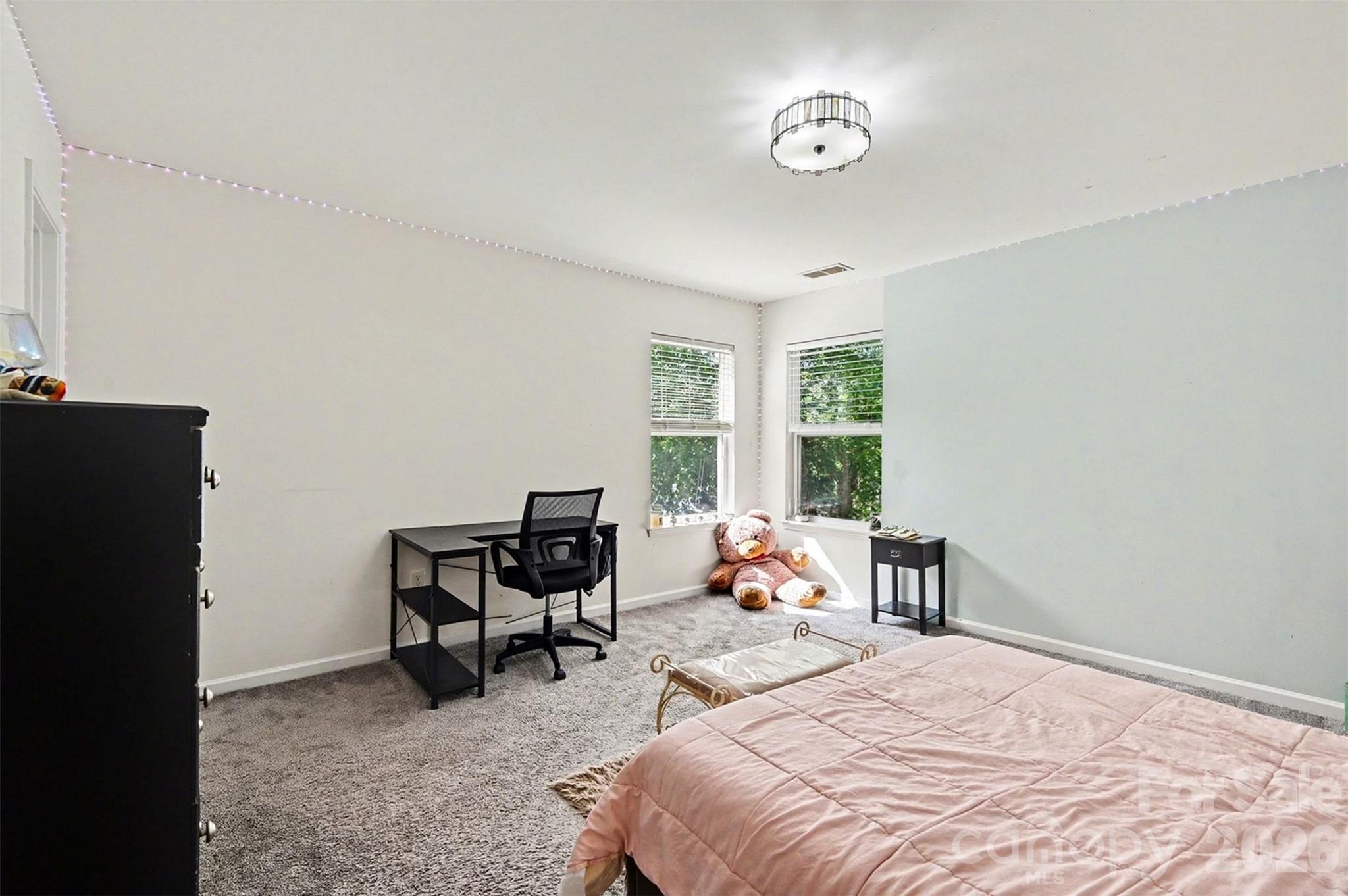 12700 Oldehurst Place Charlotte NC 28262