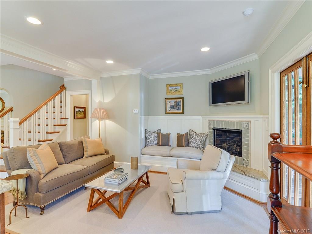 2213 Colony Road Charlotte NC 28209