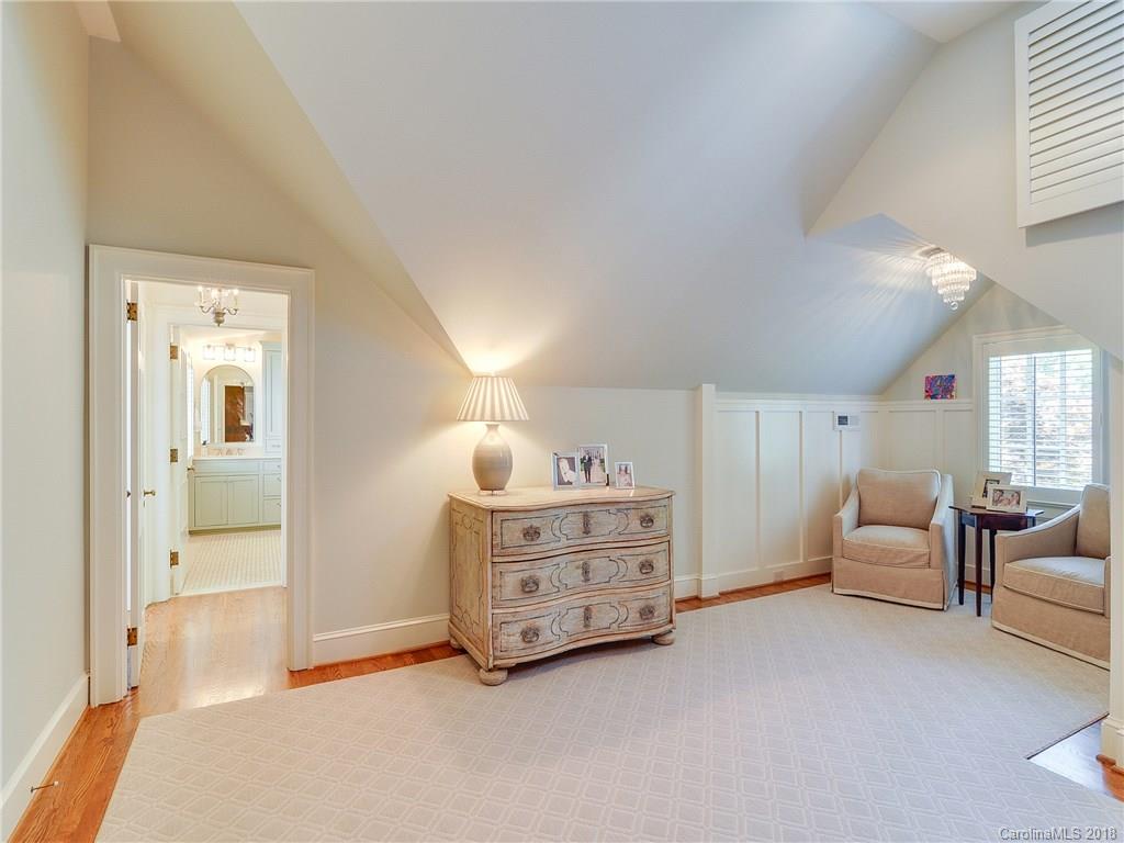 2213 Colony Road Charlotte NC 28209