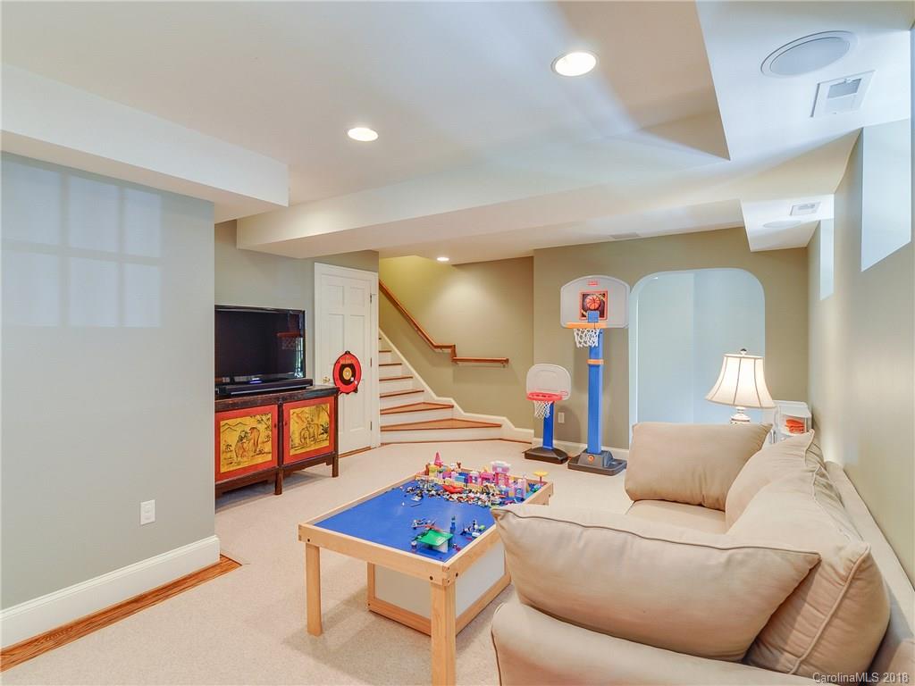 2213 Colony Road Charlotte NC 28209